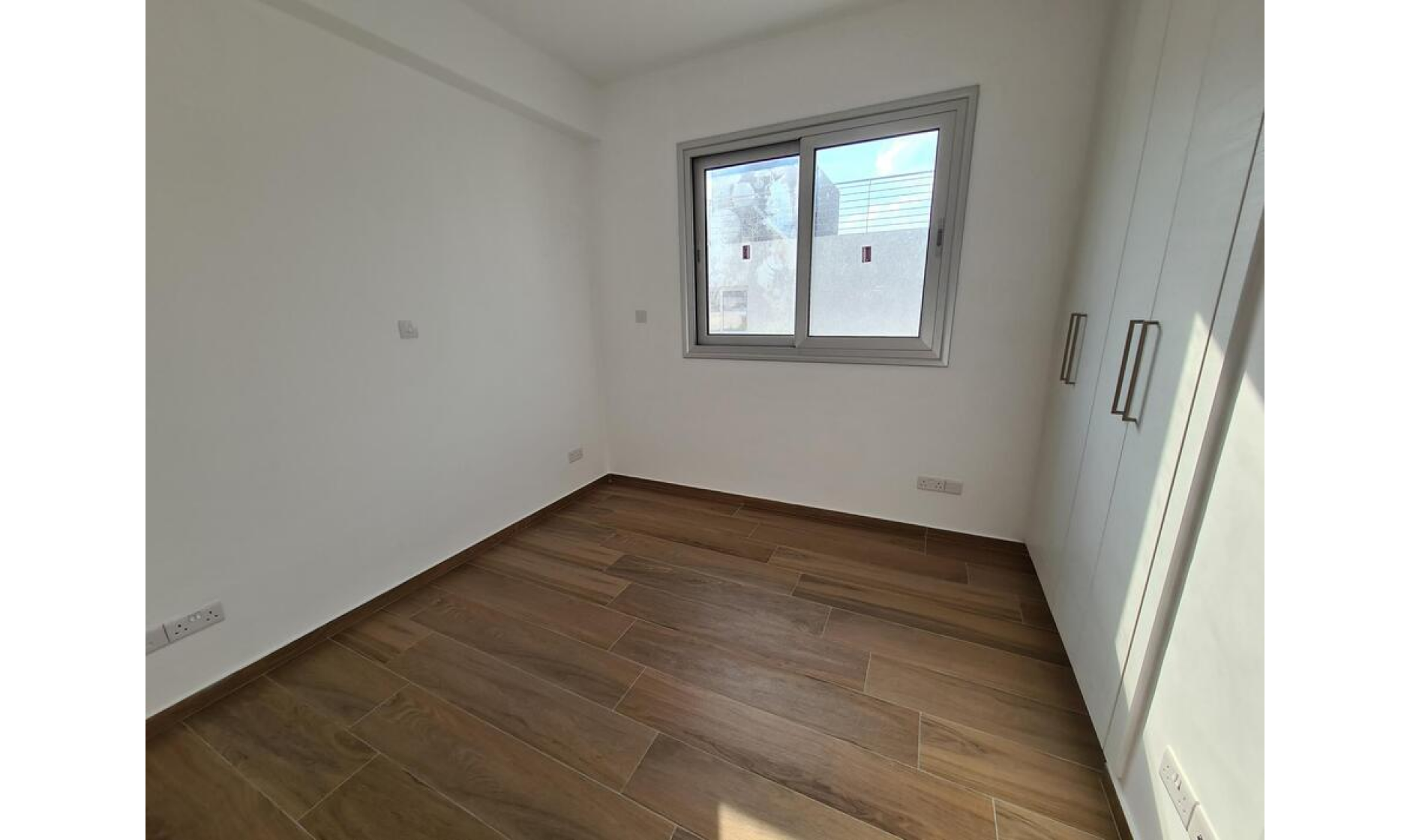 section hero slider slide background