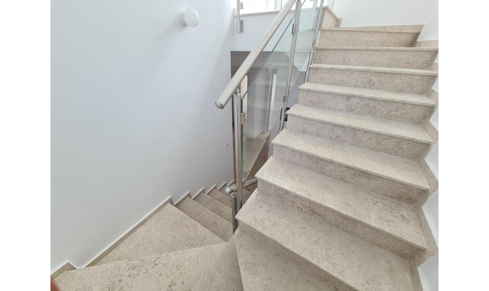 section hero slider slide background