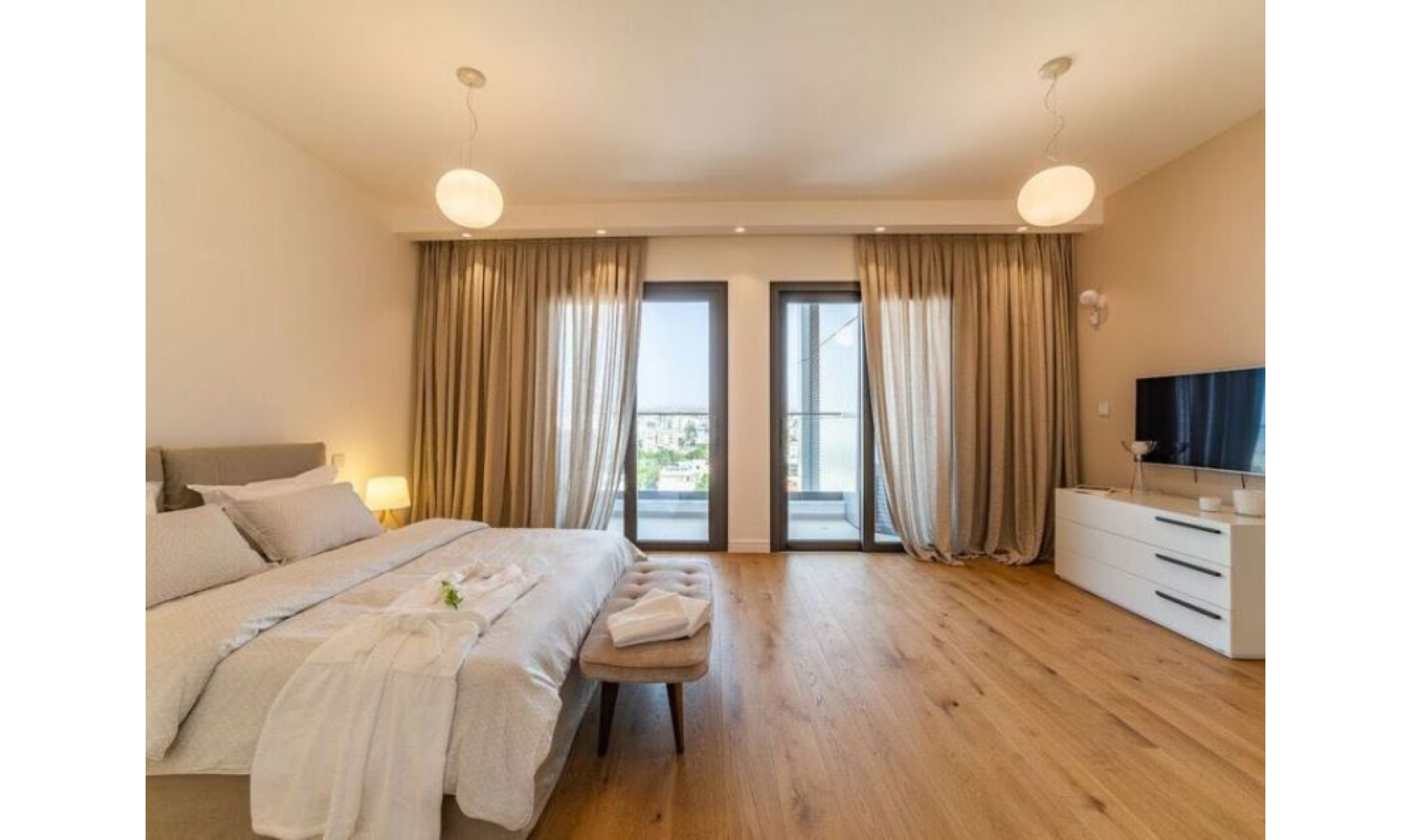 section hero slider slide background