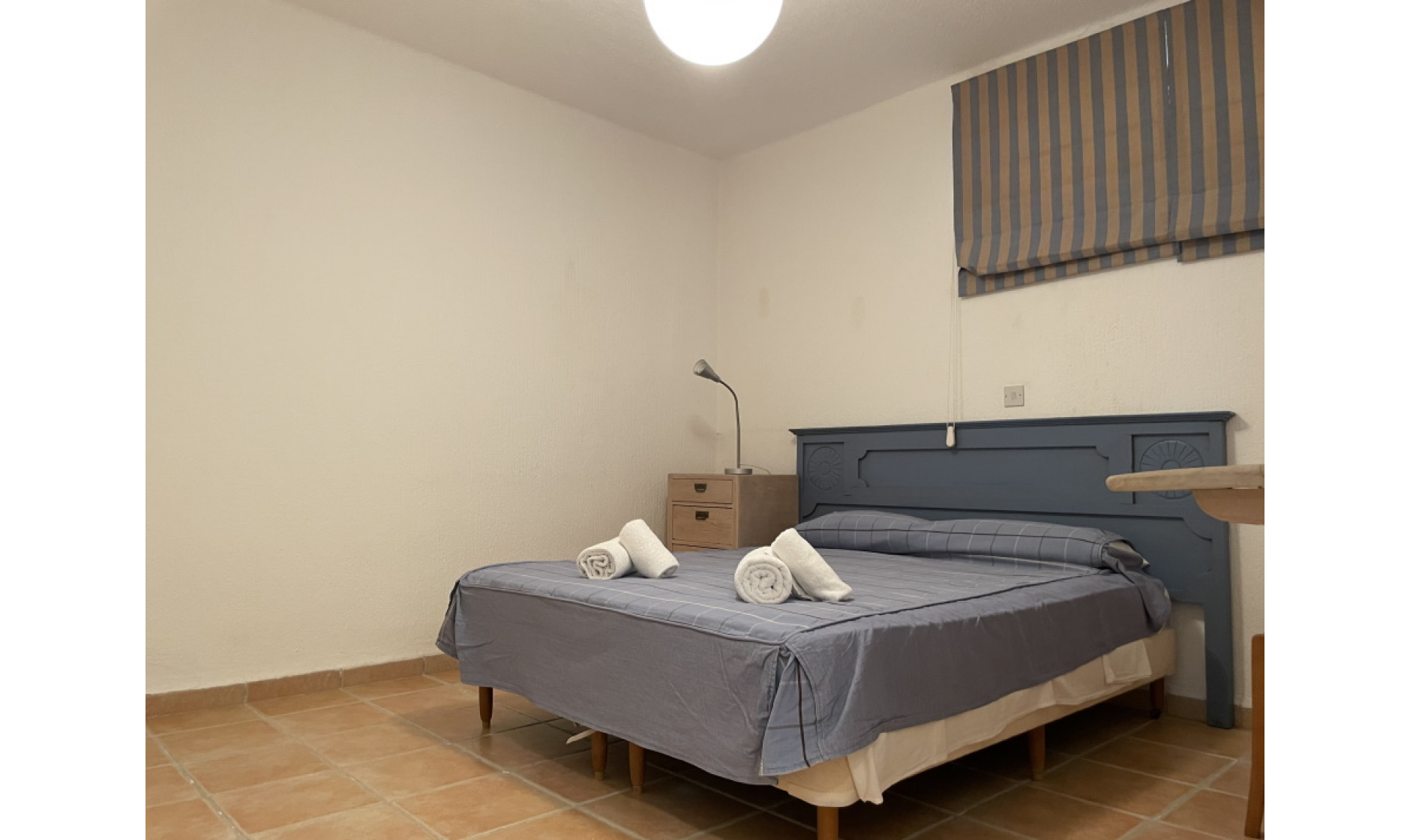 section hero slider slide background