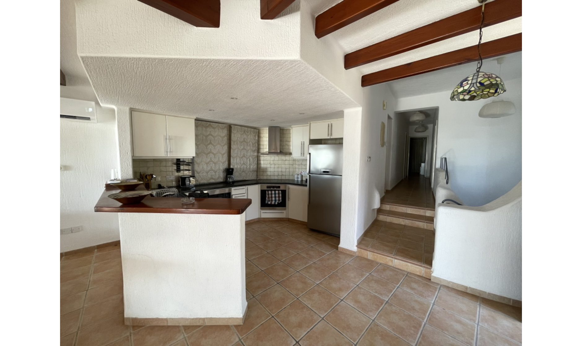 section hero slider slide background