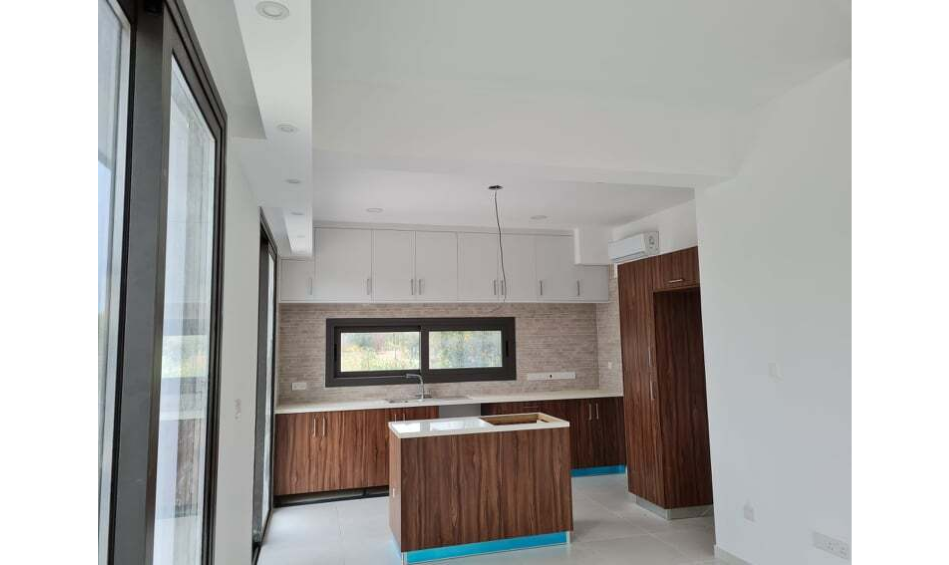 section hero slider slide background