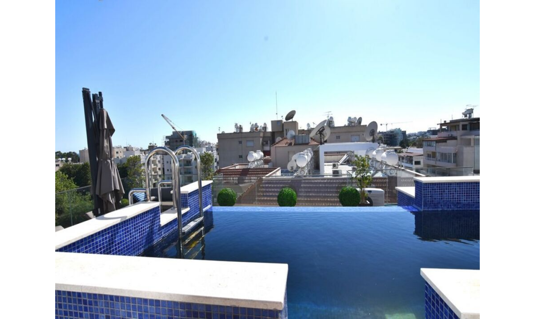 section hero slider slide background