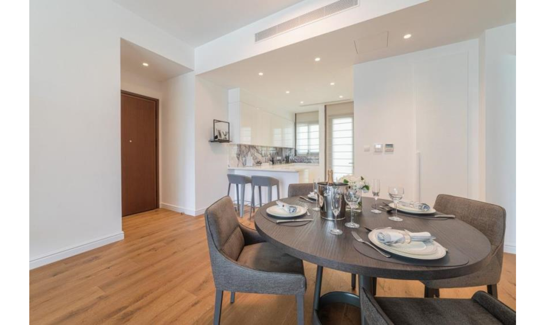 section hero slider slide background