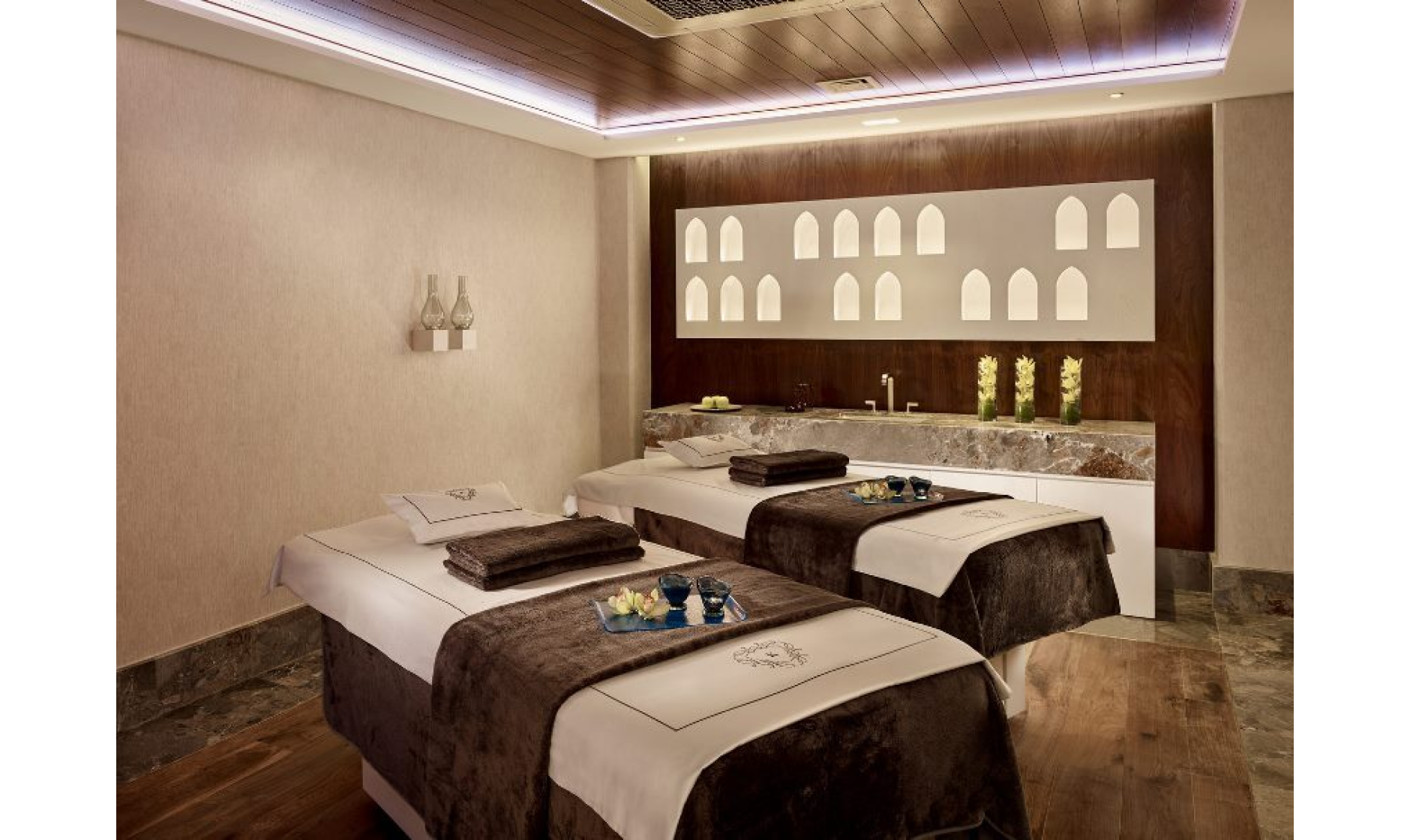 section hero slider slide background