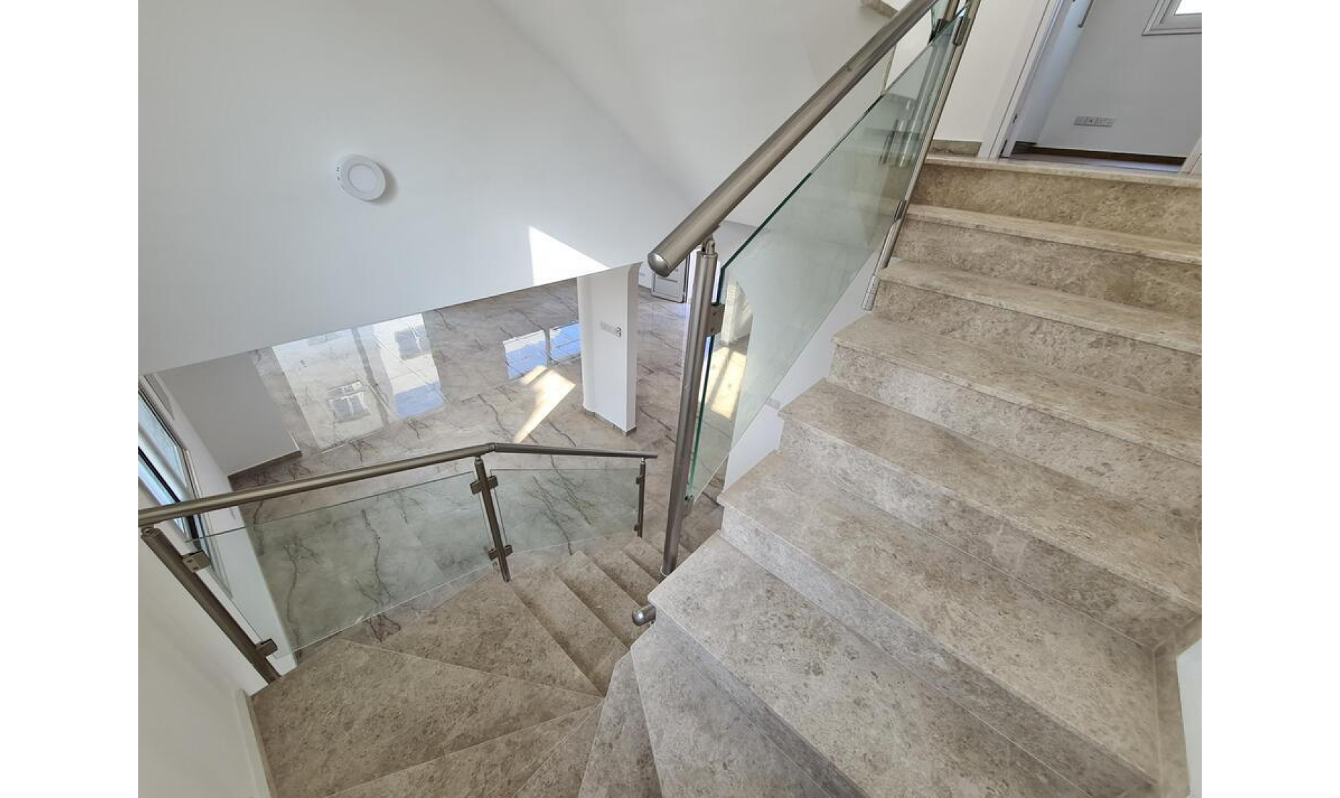 section hero slider slide background