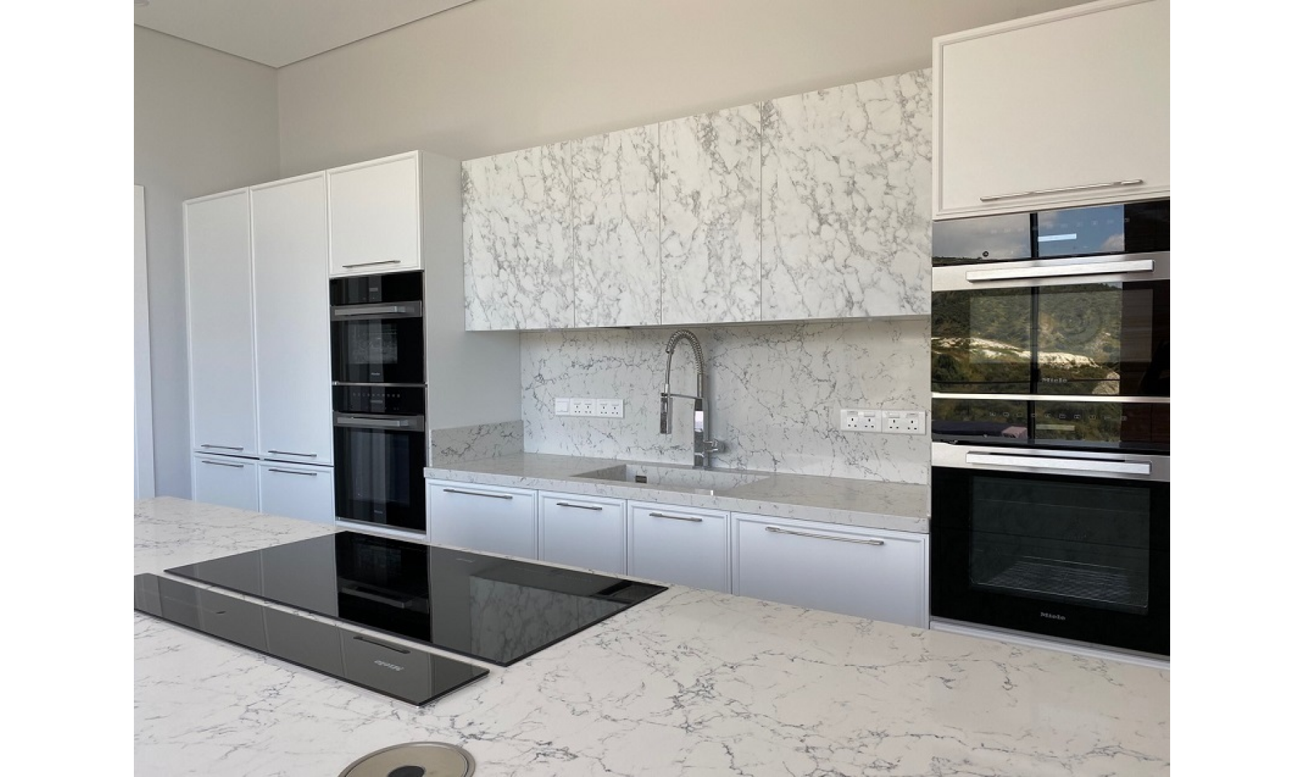 section hero slider slide background