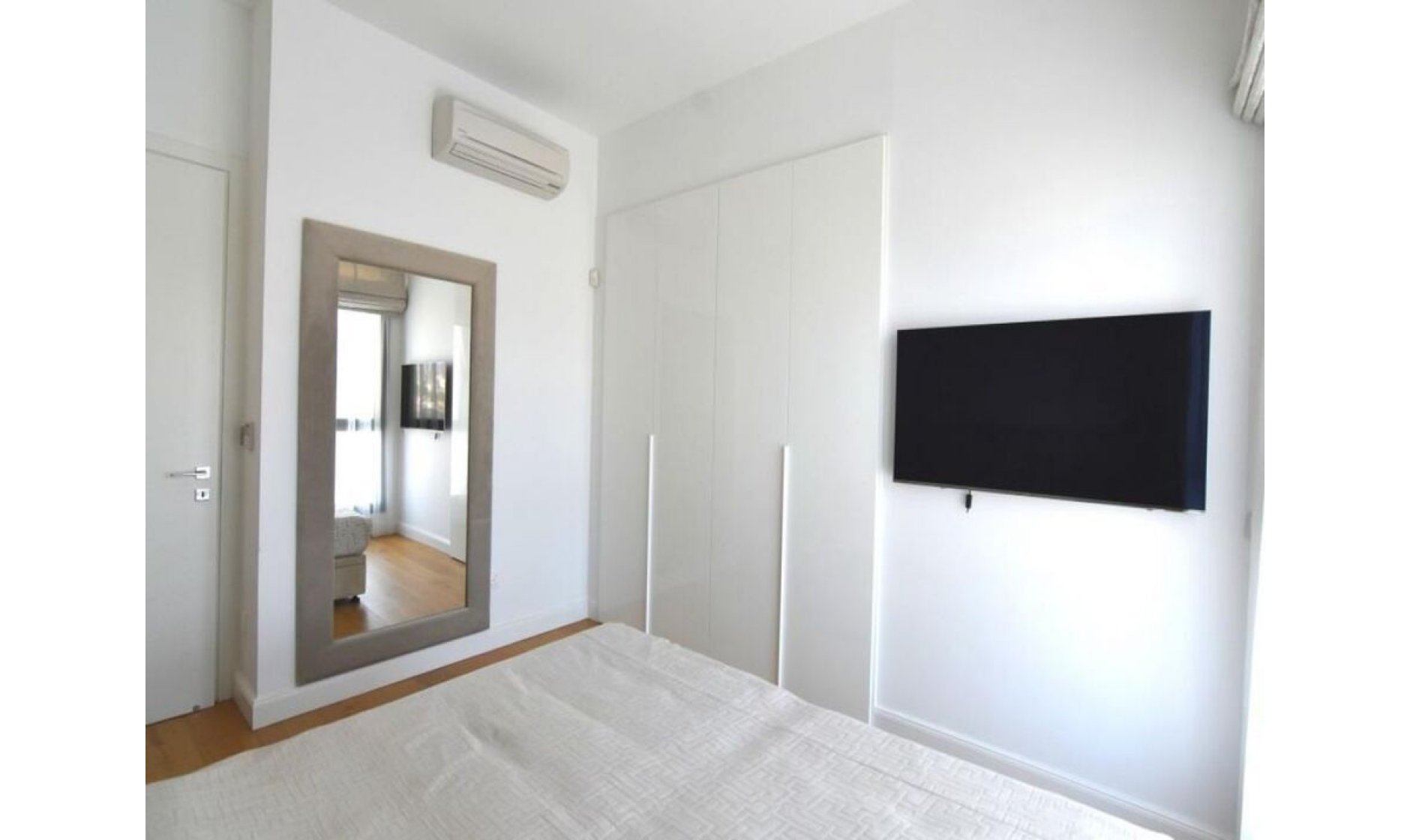 section hero slider slide background