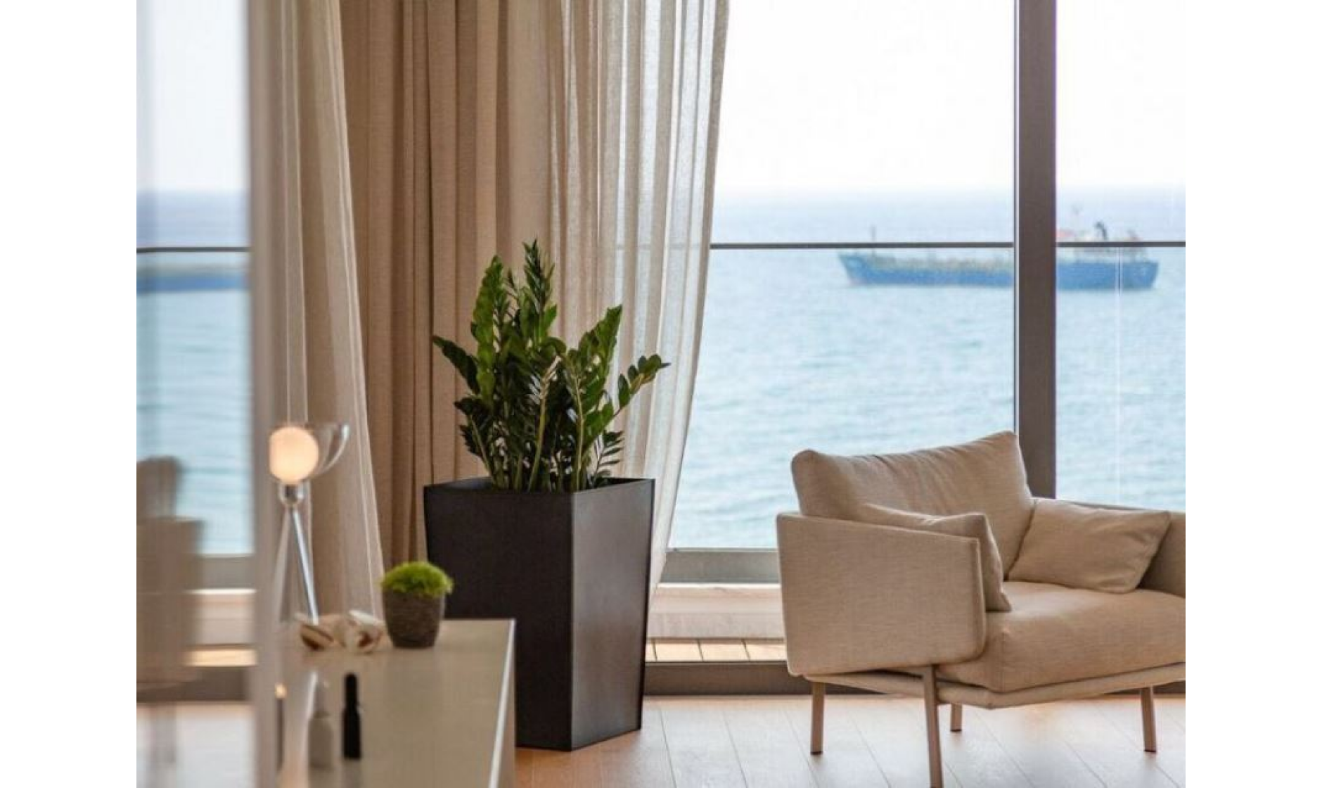 section hero slider slide background