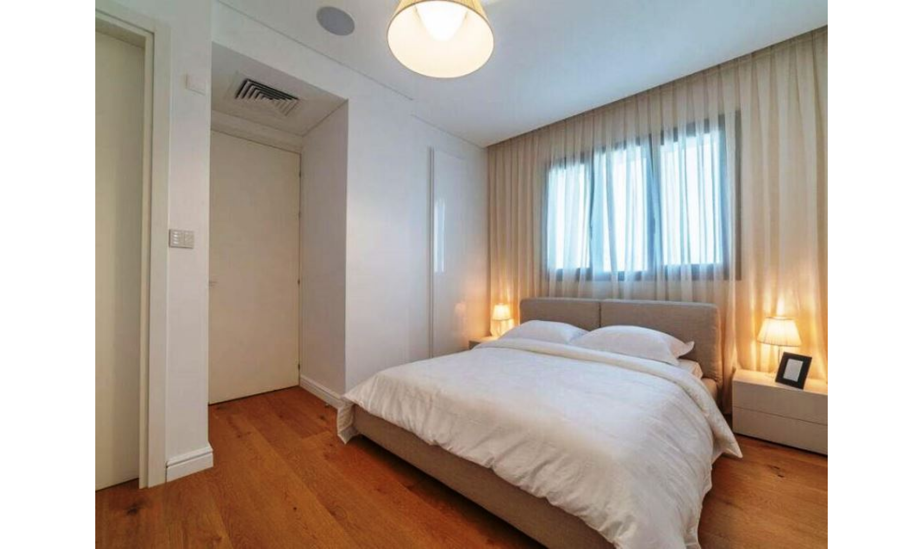 section hero slider slide background