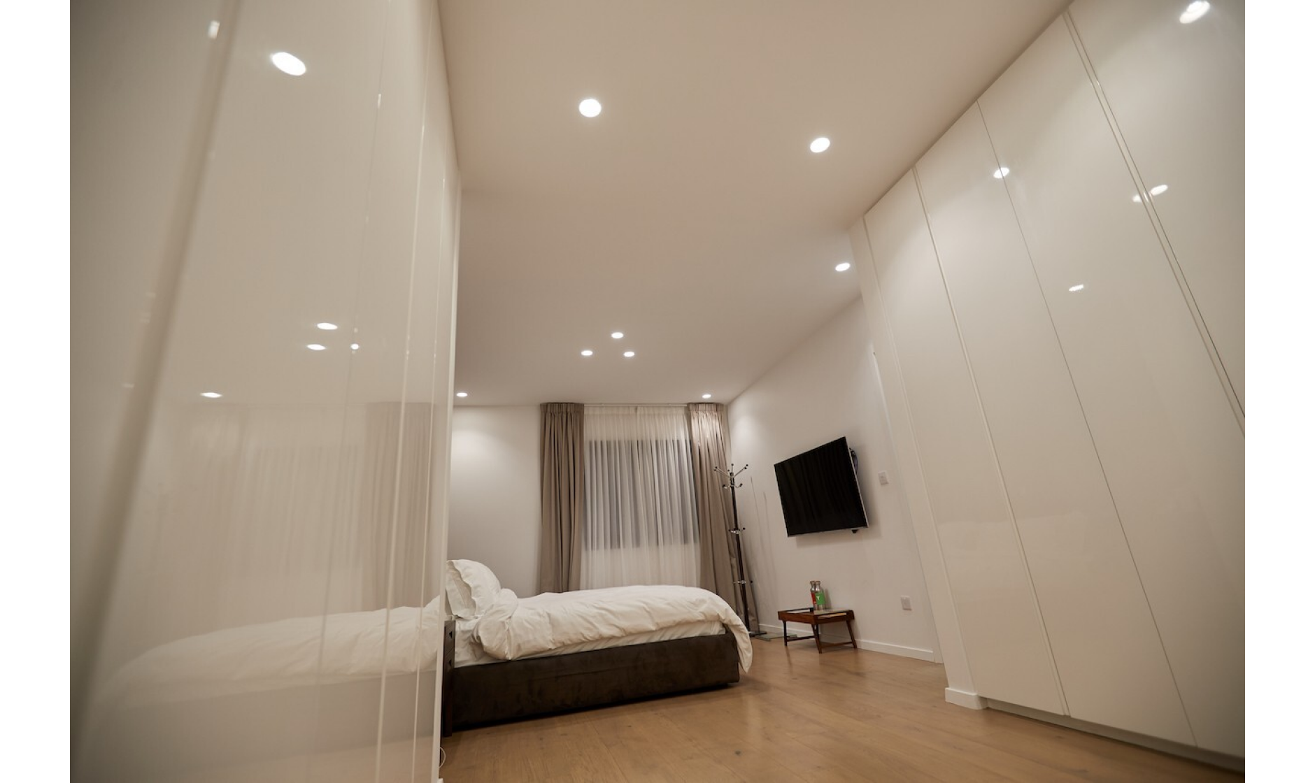 section hero slider slide background