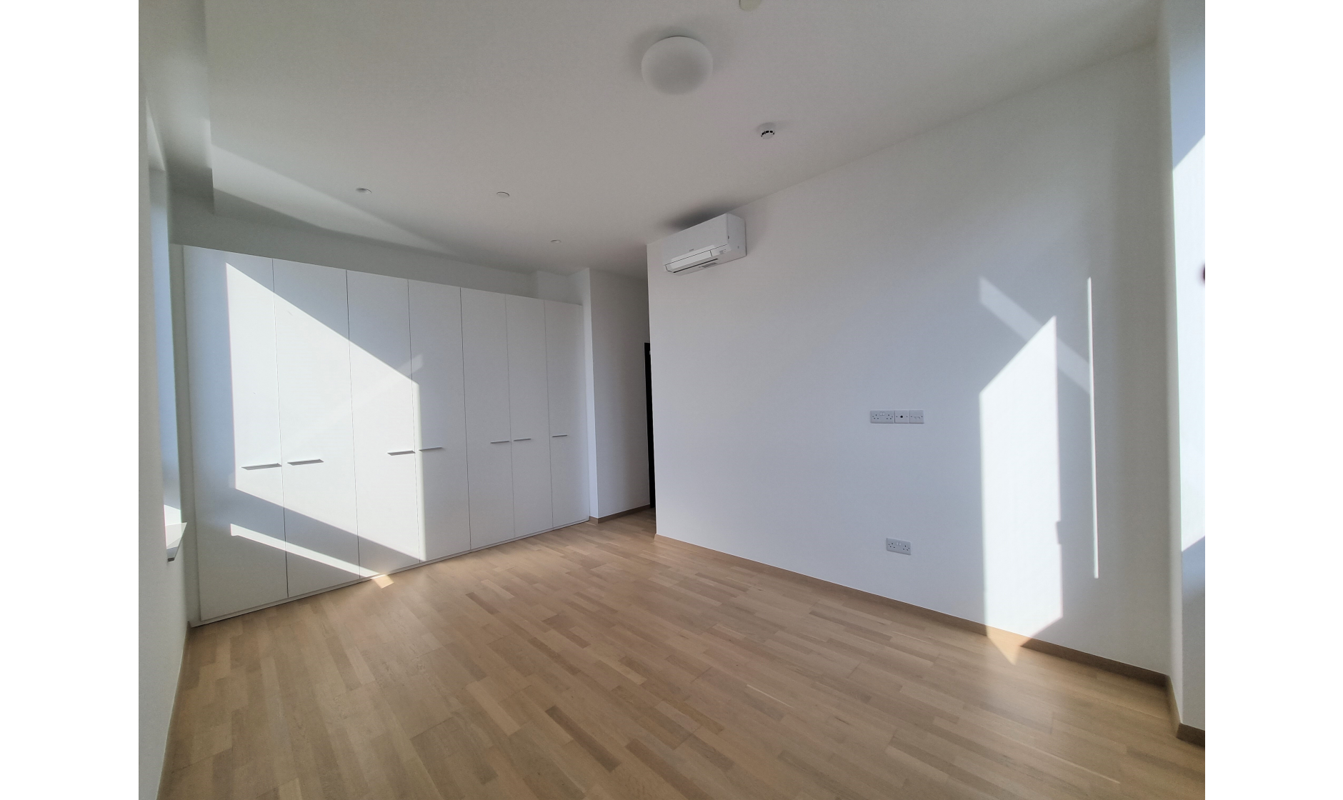 section hero slider slide background