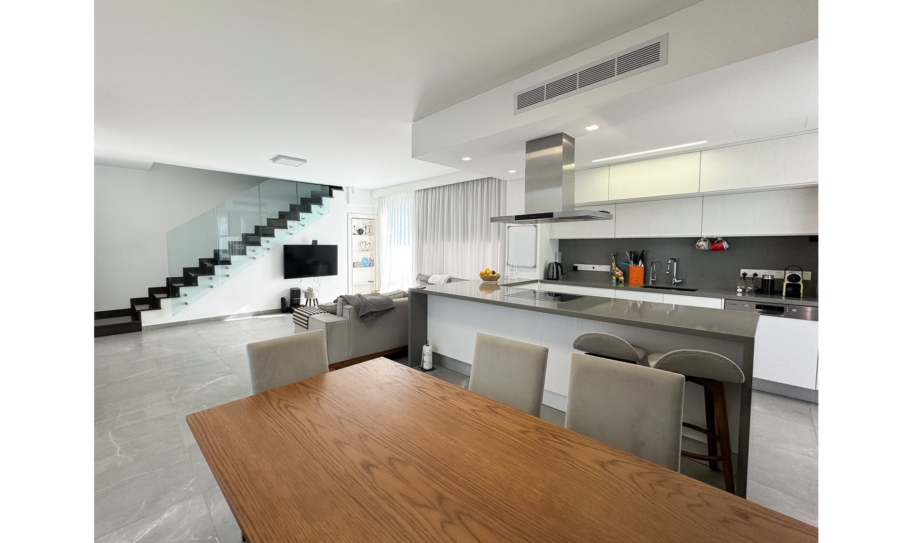 section hero slider slide background