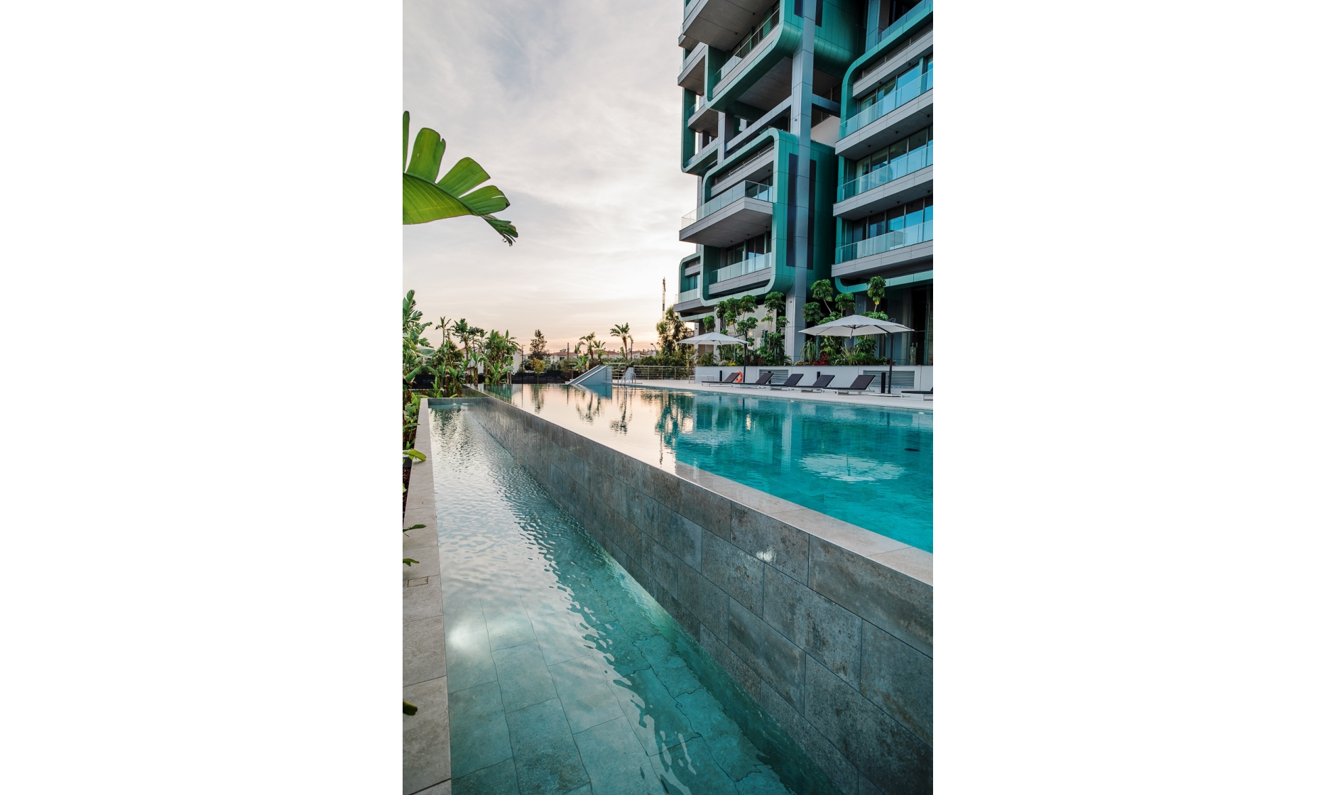 section hero slider slide background