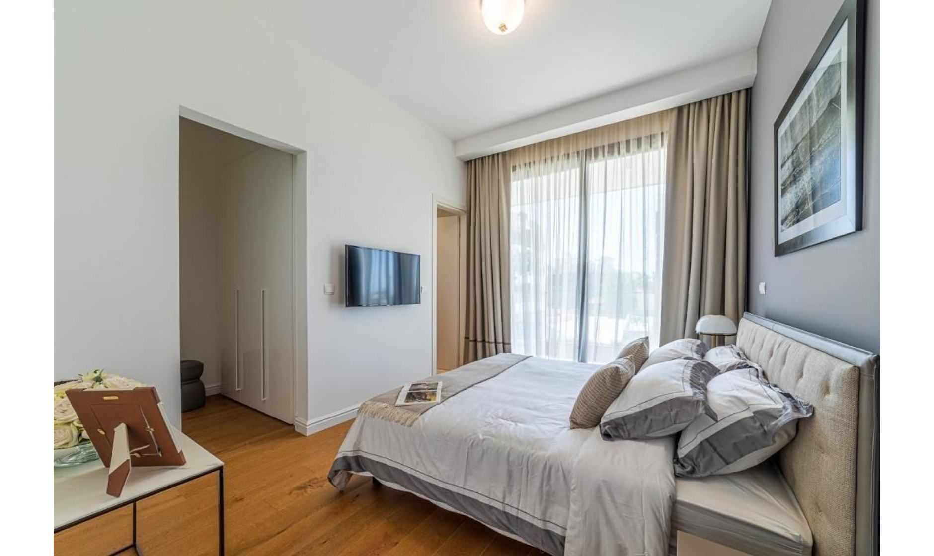 section hero slider slide background