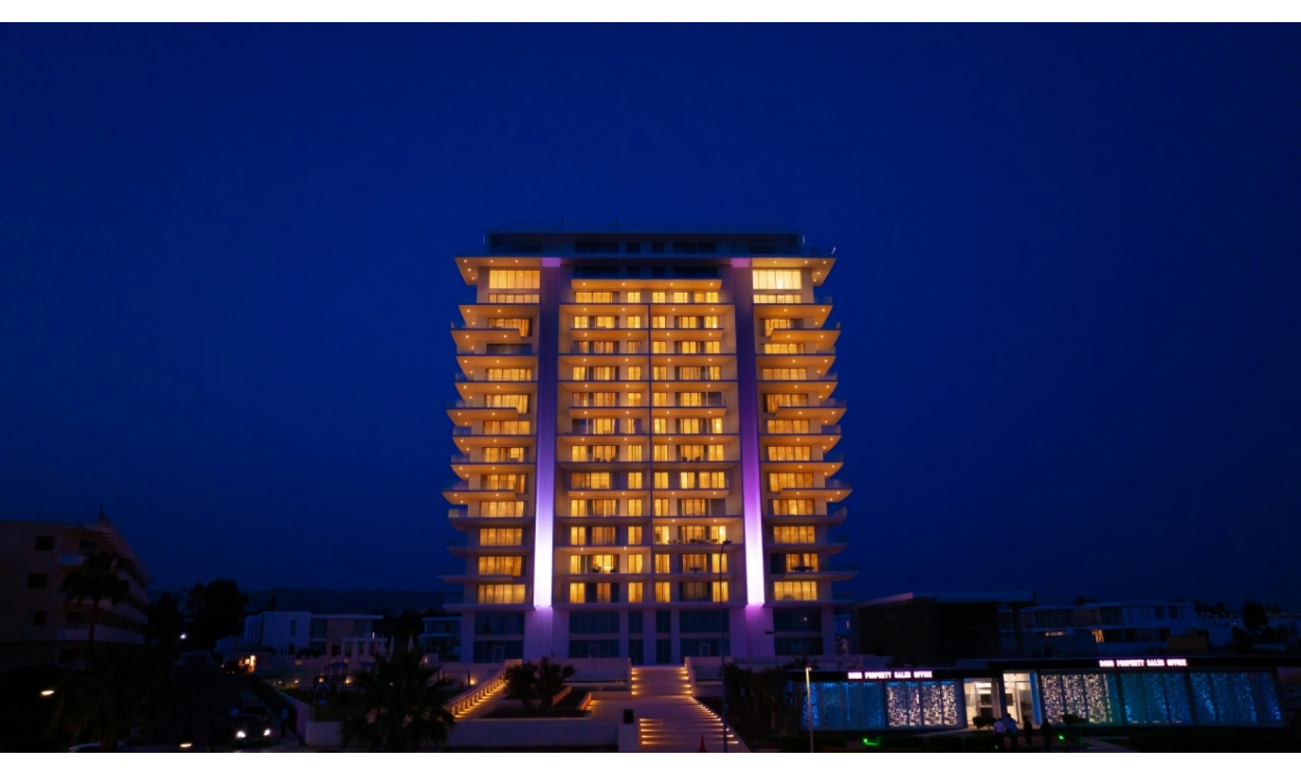 section hero slider slide background