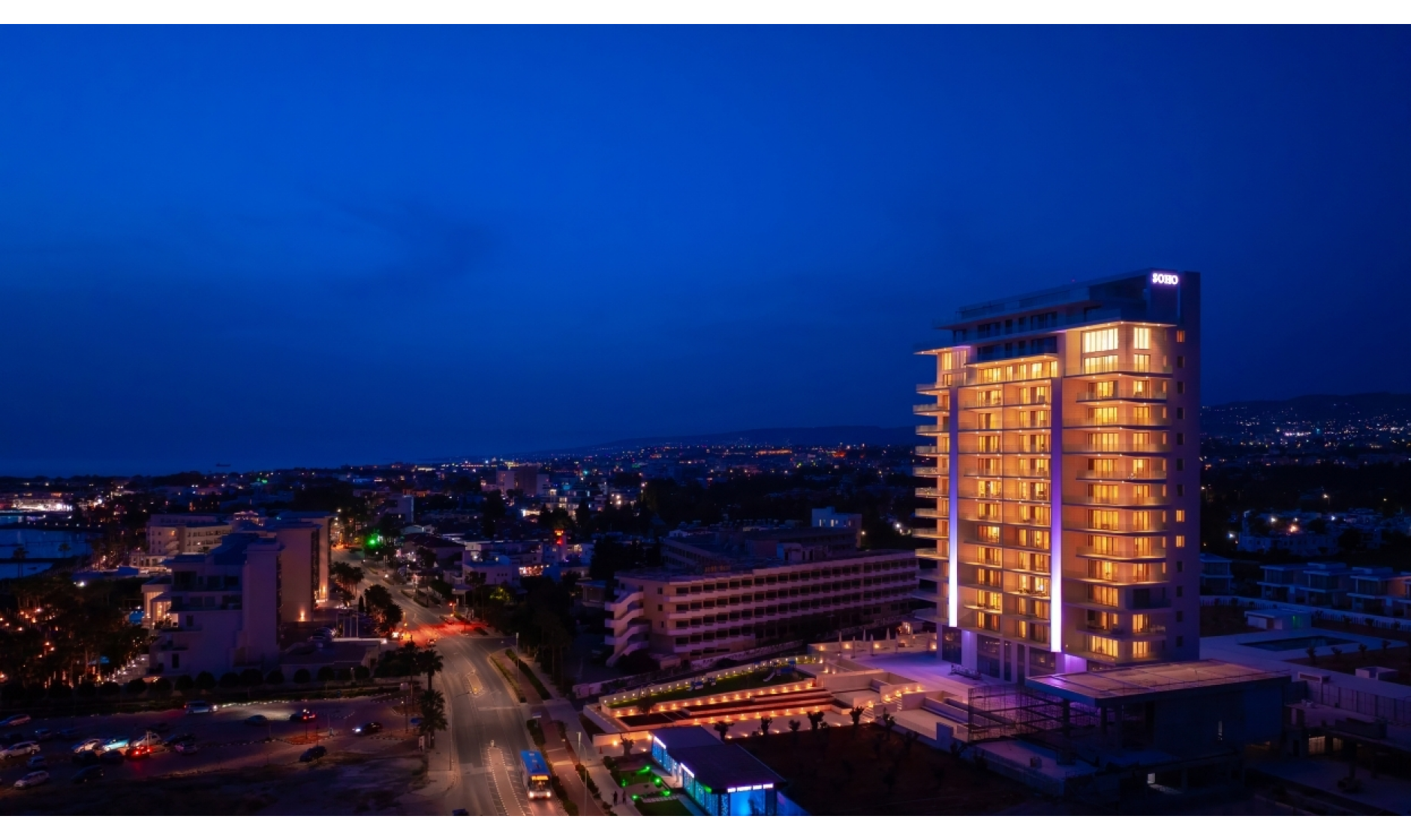 section hero slider slide background