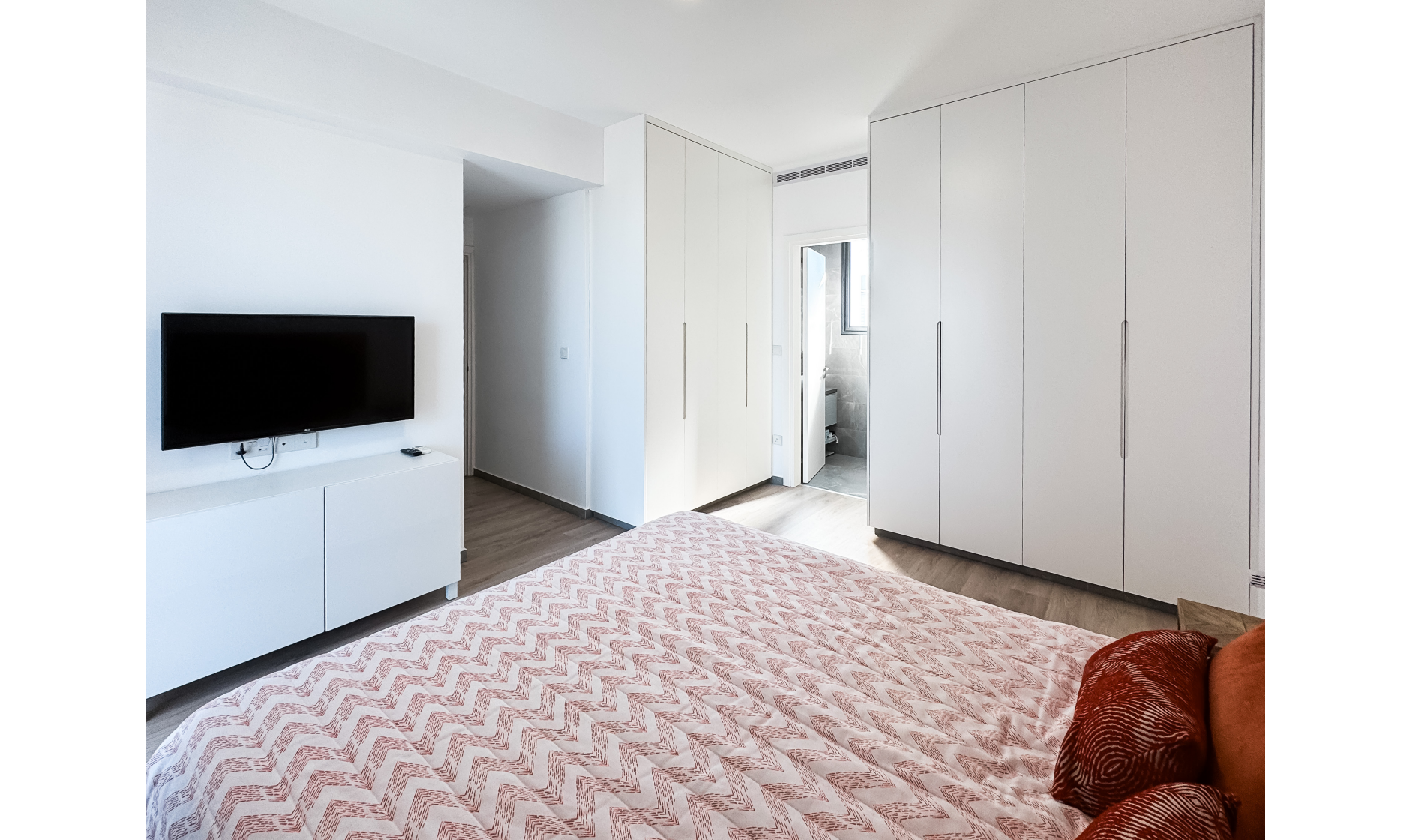 section hero slider slide background