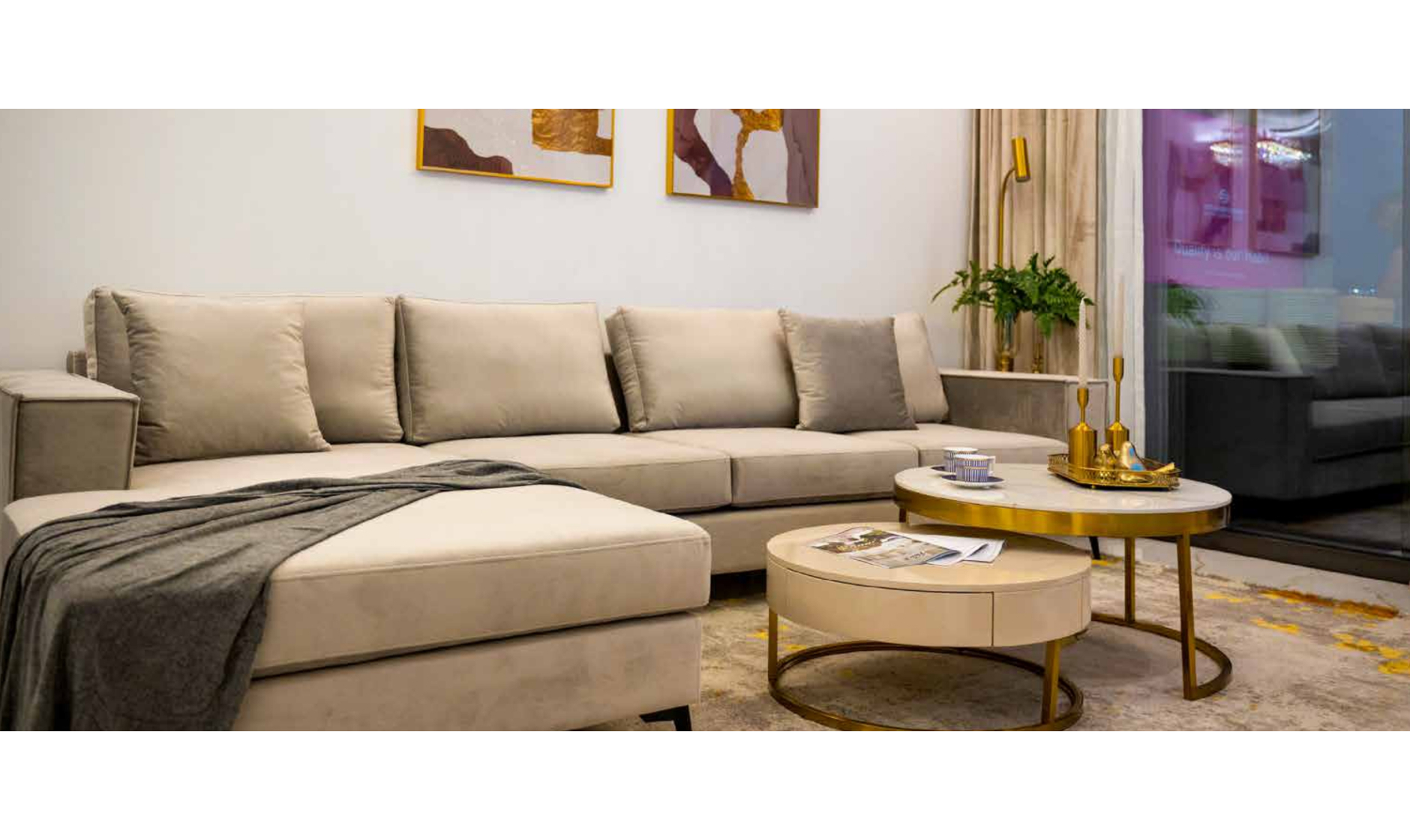 section hero slider slide background