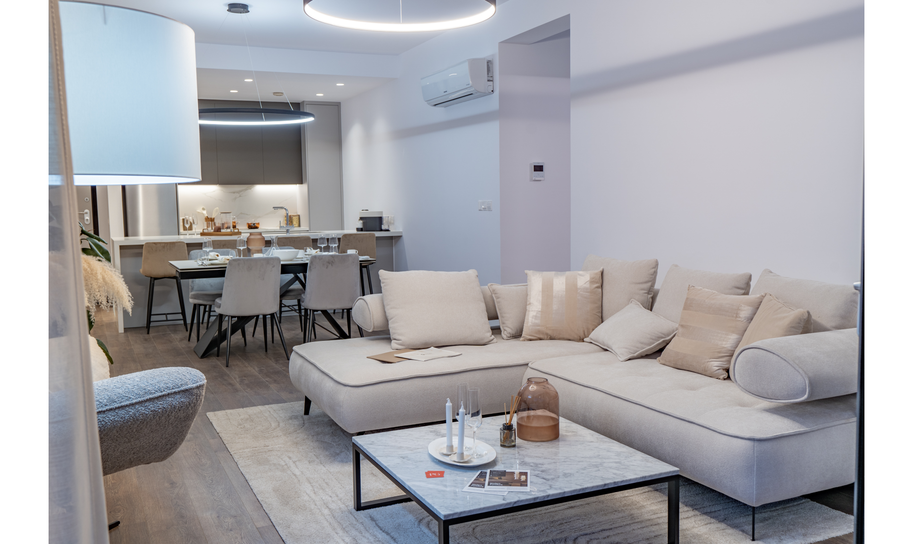 section hero slider slide background