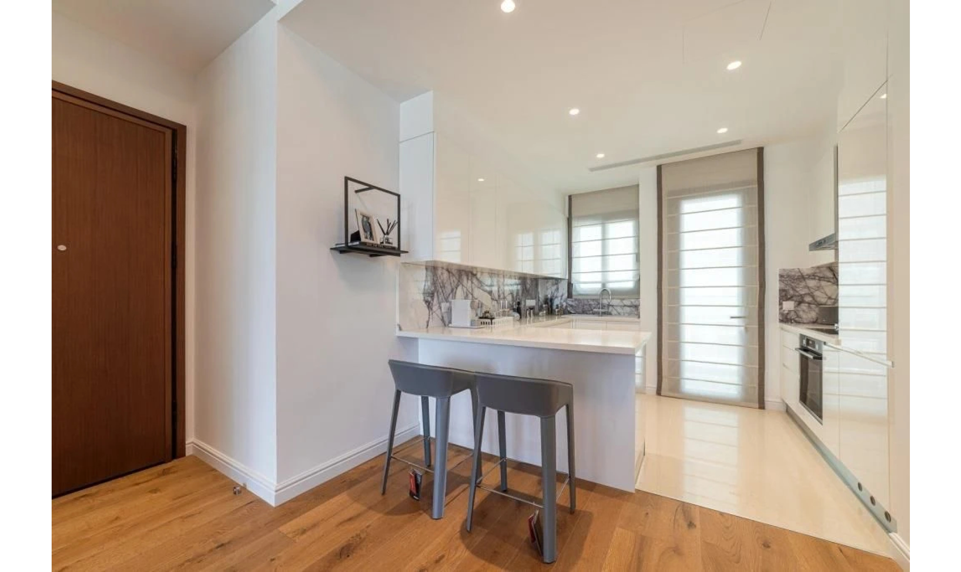 section hero slider slide background