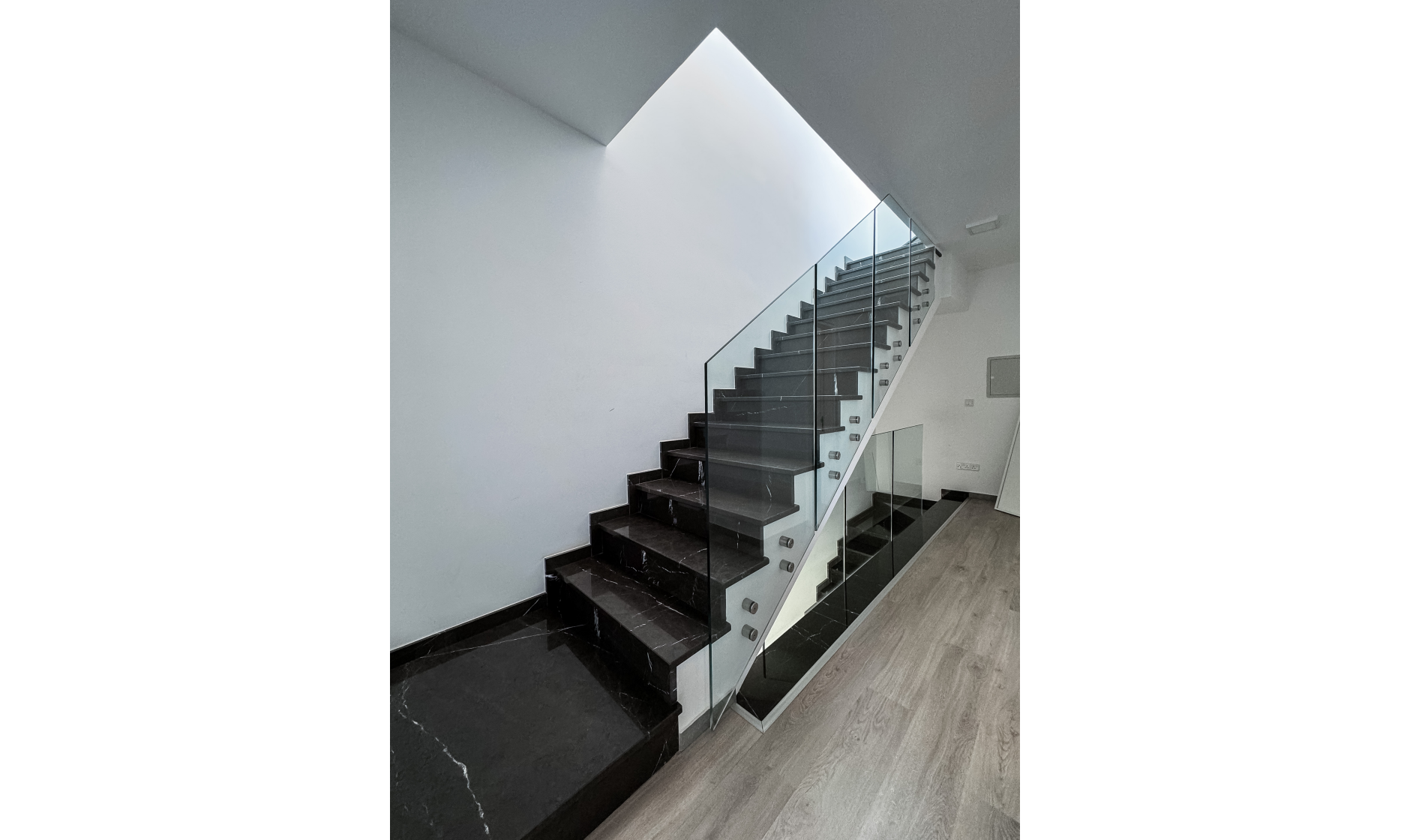 section hero slider slide background