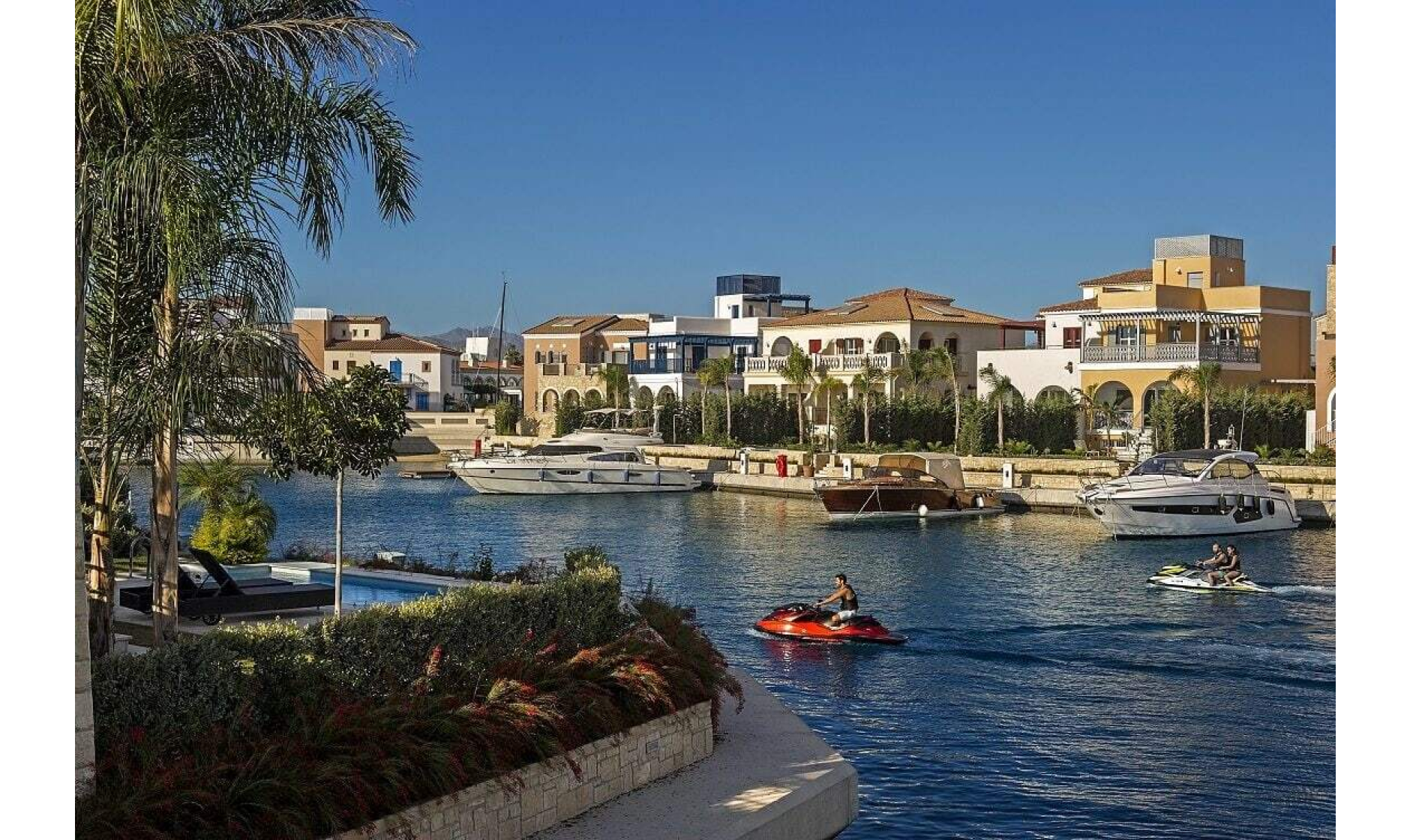 section hero slider slide background