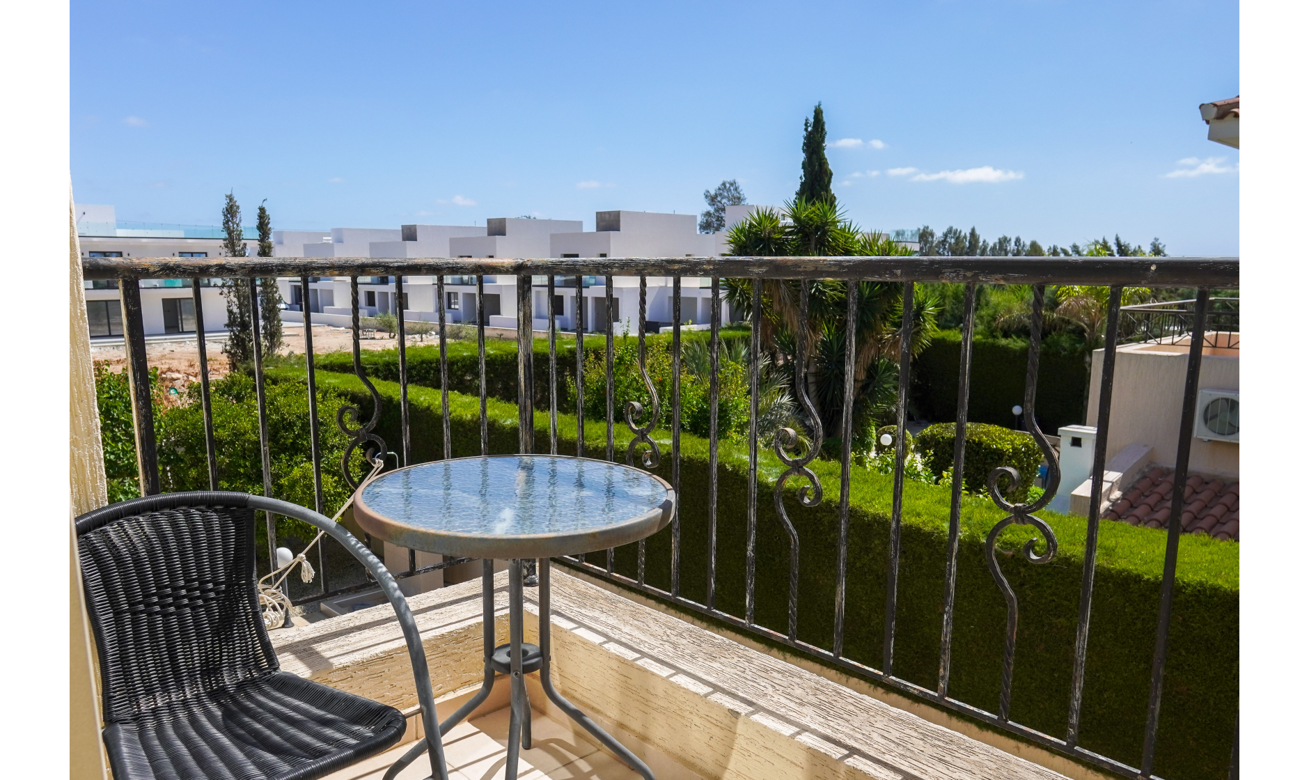 section hero slider slide background