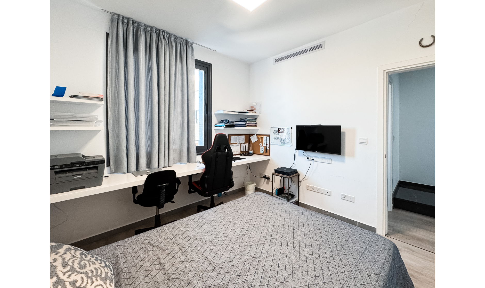 section hero slider slide background