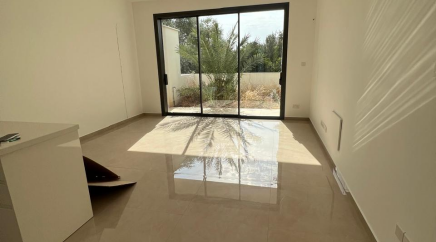 section catalog photo