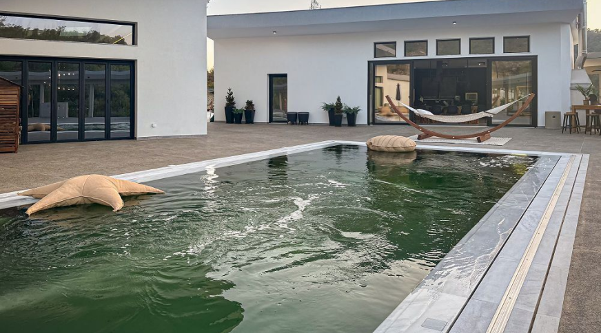 section catalog photo