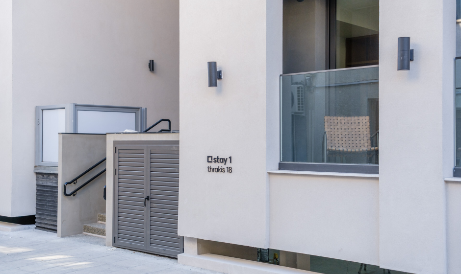 section hero slider slide background