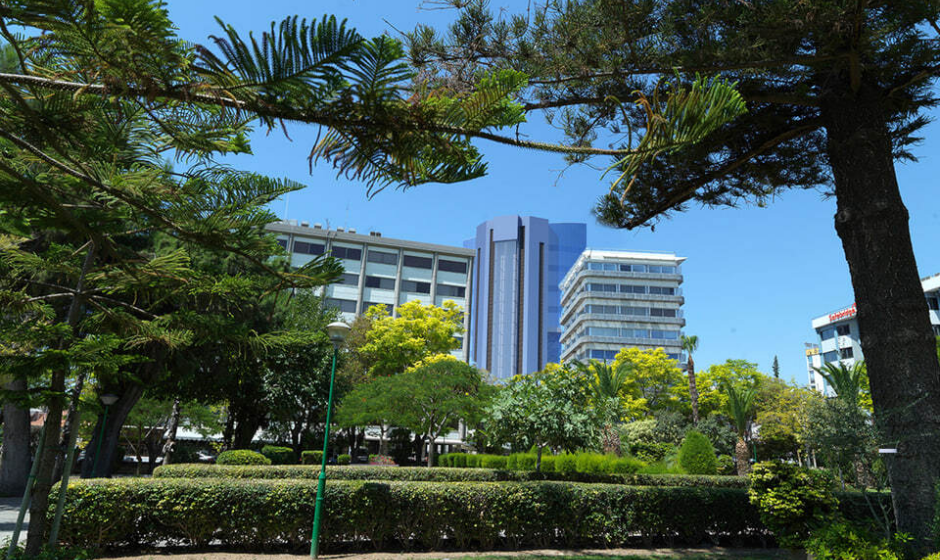 section hero slider slide background