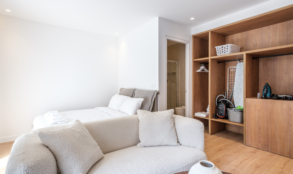 section hero slider slide background